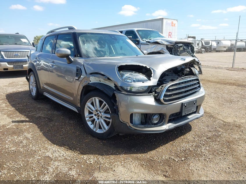 2020 Mini Countryman VIN WMZYW3C03L3L18194 — IAAI salvage auction photo