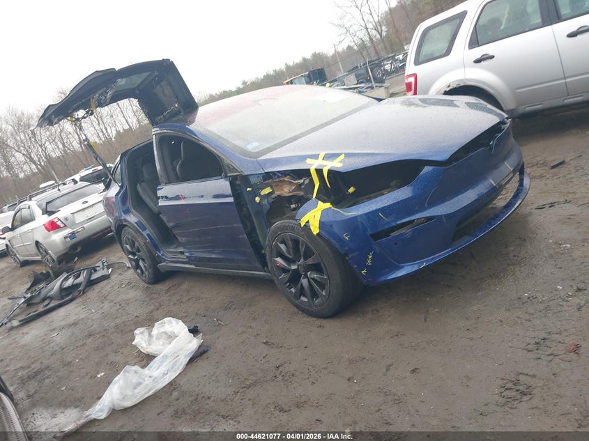 2022 Tesla Model x VIN 7SAXCDE50NF346305 IAAI salvage auction — UNKNOWN, Wait Title, sold $14,000 on 2026-07-21 (photo 1)