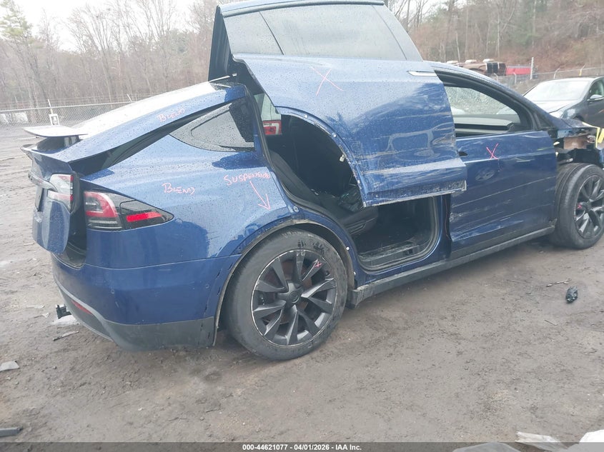 2022 Tesla Model x VIN 7SAXCDE50NF346305 IAAI salvage auction — UNKNOWN, Wait Title, sold $14,000 on 2026-07-21 (photo 4)