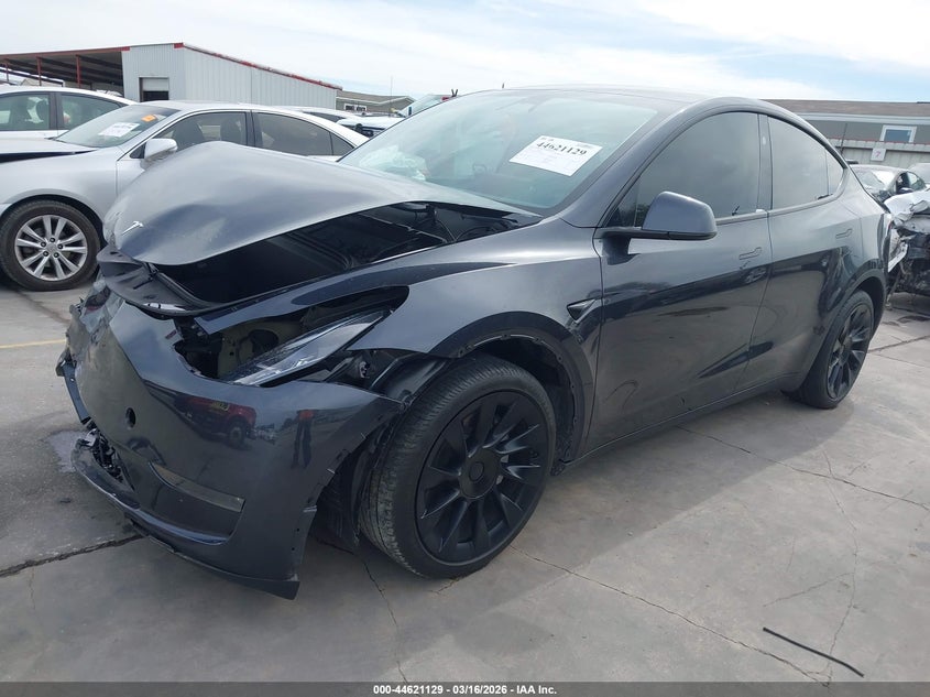 2024 Tesla Model y VIN 7SAYGDEE3RA229264 IAAI salvage auction — FRONT END, Original (Texas), sold $10,400 on 2026-07-12 (photo 2)