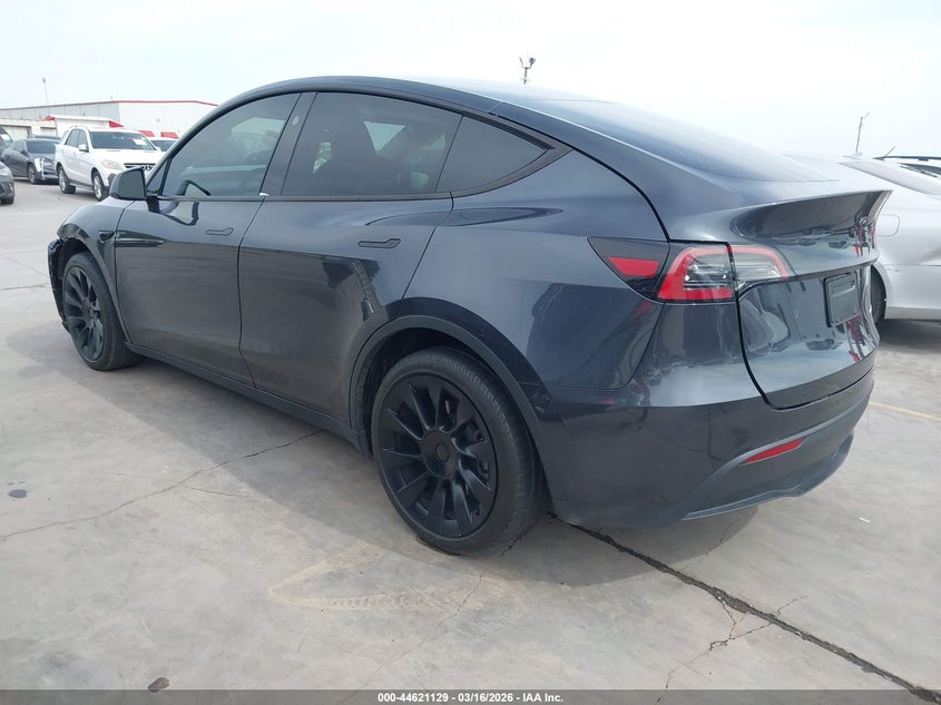 2024 Tesla Model y VIN 7SAYGDEE3RA229264 IAAI salvage auction — FRONT END, Original (Texas), sold $10,400 on 2026-07-12 (photo 3)