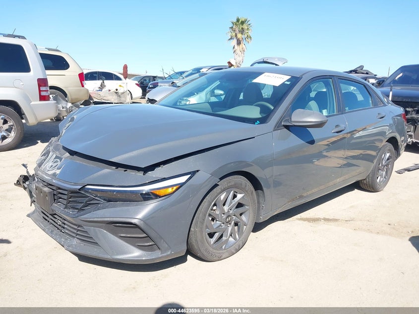 2024 Hyundai Elantra VIN KMHLM4DG5RU762192 IAAI salvage auction — FRONT END, Salvage Title, sold $3,400 on 2026-07-08 (photo 2)
