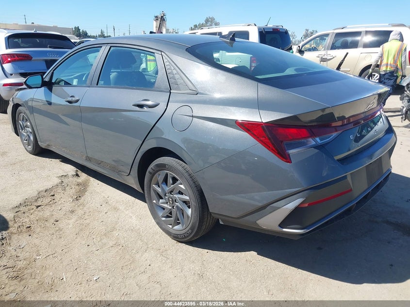 2024 Hyundai Elantra VIN KMHLM4DG5RU762192 IAAI salvage auction — FRONT END, Salvage Title, sold $3,400 on 2026-07-08 (photo 3)