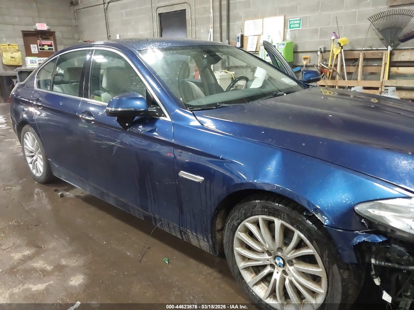 2015 BMW 5er VIN WBA5A7C55FD627357 IAAI salvage auction — RIGHT FRONT, Salvage Title, sold $1,225 on 2026-07-15 (photo 6)