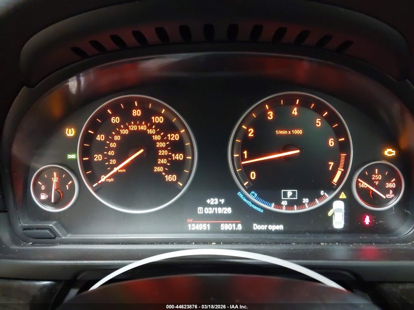 2015 BMW 5er VIN WBA5A7C55FD627357 IAAI salvage auction — RIGHT FRONT, Salvage Title, sold $1,225 on 2026-07-15 (photo 7)