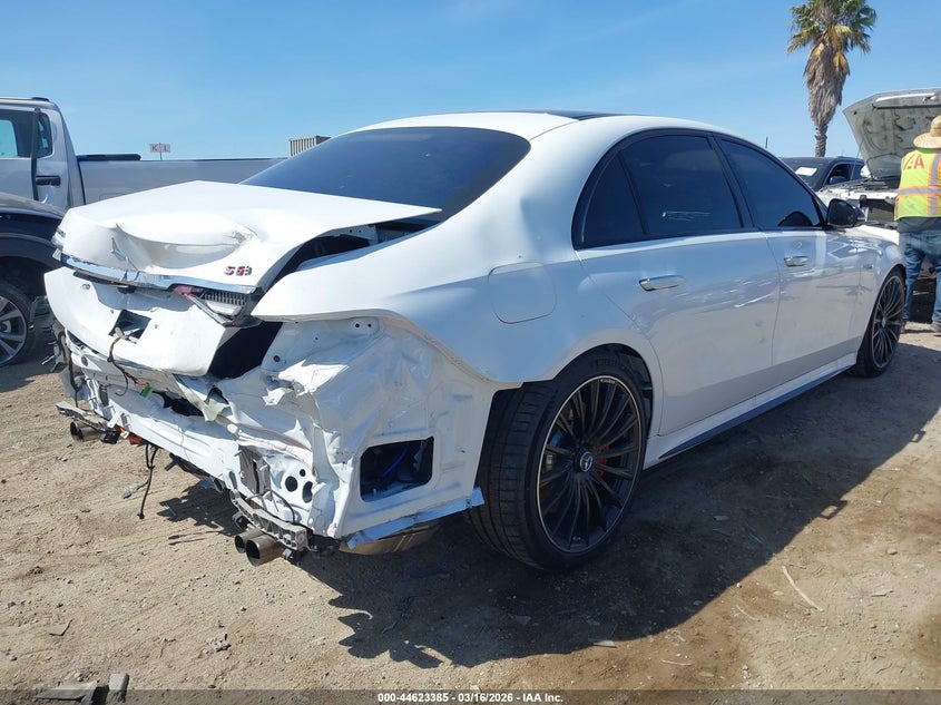 2025 Mercedes-benz VIN W1K6G8CB7SA319058 IAAI salvage auction — FRONT & REAR, Salvage (California), sold $80,500 on 2026-07-06 (photo 4)