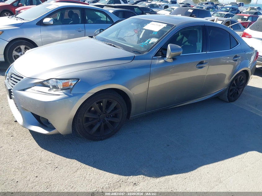 2015 Lexus Is VIN JTHBF1D22F5068402 IAAI salvage auction — RIGHT SIDE, Salvage (California), sold $25 on 2026-07-29 (photo 2)