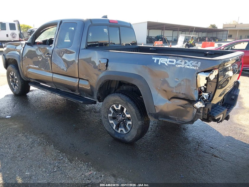2017 Toyota Tacoma VIN 5TFSZ5AN5HX046898 IAAI salvage auction — LEFT SIDE, Salvage (California), sold $9,850 on 2026-07-22 (photo 3)