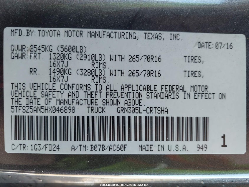 2017 Toyota Tacoma VIN 5TFSZ5AN5HX046898 IAAI salvage auction — LEFT SIDE, Salvage (California), sold $9,850 on 2026-07-22 (photo 9)