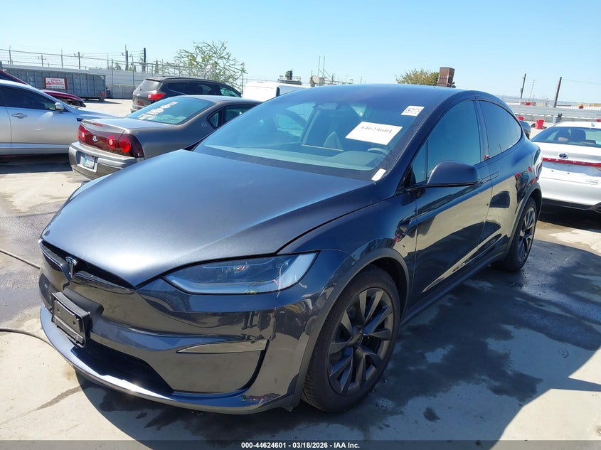 2025 Tesla Model x VIN 7SAXCBE59SF468273 IAAI salvage auction — RIGHT REAR, Salvage Title, sold $35,250 on 2026-07-29 (photo 2)