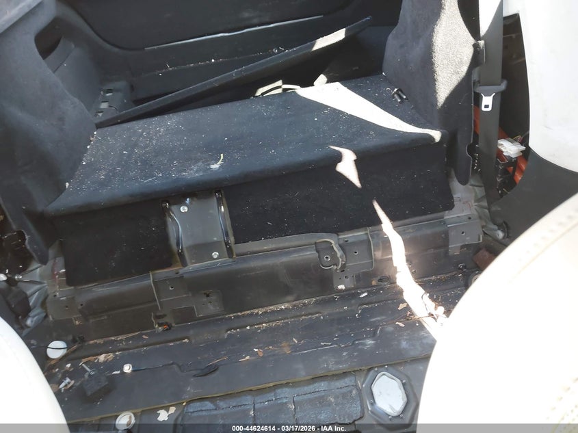 2021 Tesla Model s VIN 5YJSA1E56MF428517 IAAI salvage auction — MECHANICAL, Salvage Title, sold $12,600 on 2026-07-28 (photo 6)
