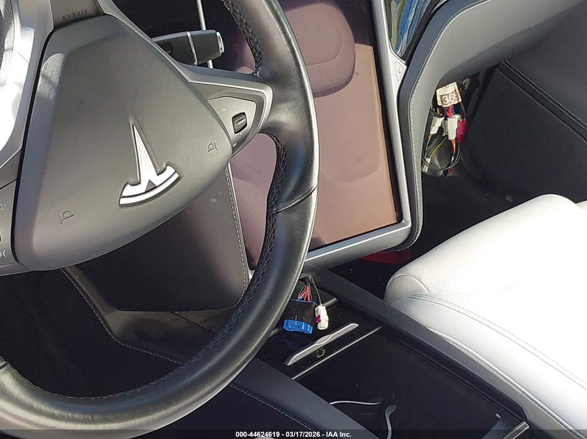 2018 Tesla Model s VIN 5YJSA1E40JF292050 IAAI salvage auction — ELECTRICAL, Salvage Title, sold $7,400 on 2026-07-28 (photo 6)