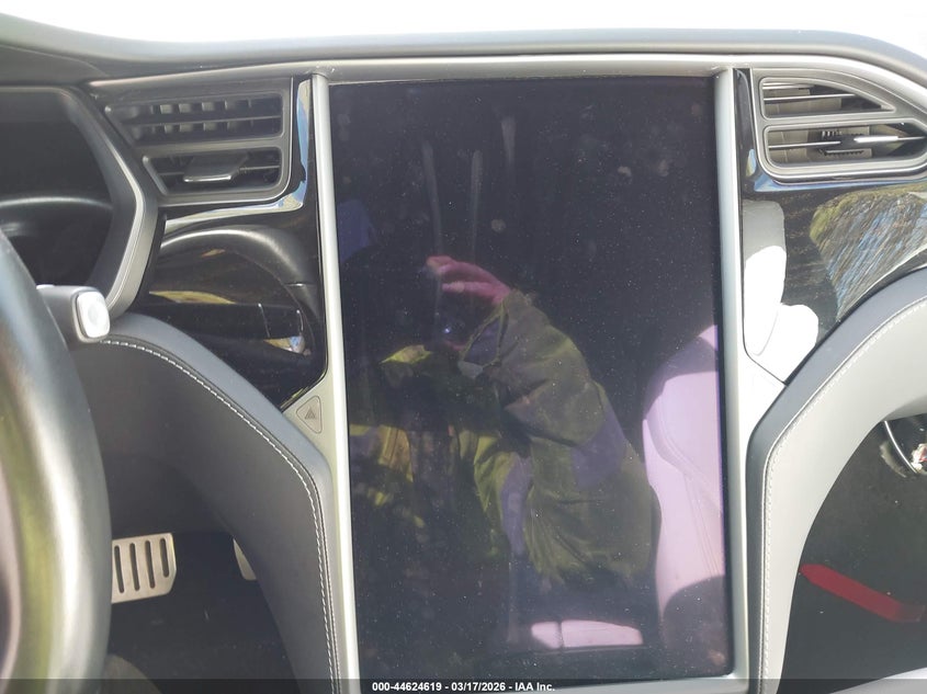 2018 Tesla Model s VIN 5YJSA1E40JF292050 IAAI salvage auction — ELECTRICAL, Salvage Title, sold $7,400 on 2026-07-28 (photo 7)