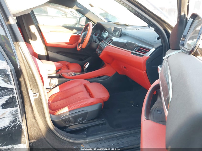 2022 BMW X2 VIN WBXYJ1C01N5T82165 IAAI salvage auction — RIGHT SIDE, Original (Texas), sold $5,000 on 2026-07-14 (photo 5)