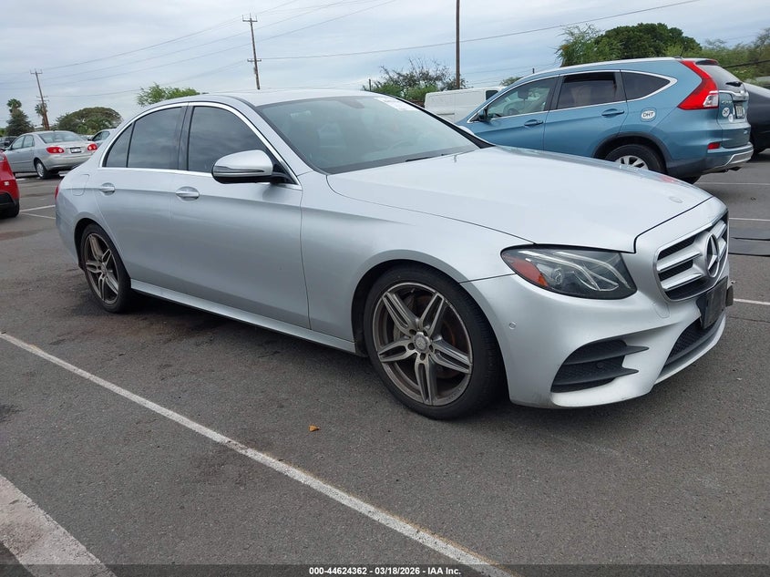 2017 Mercedes-benz E-klasse VIN WDDZF4JB5HA067976 IAAI salvage auction — WATER/FLOOD, Salvage (Hawaii), sold $2,300 on 2026-07-21 (photo 1)