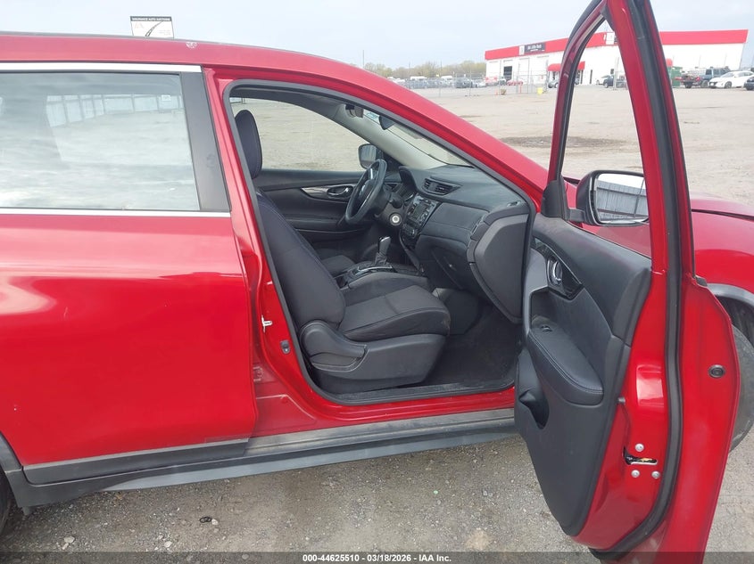 2017 Nissan Rogue VIN JN8AT2MT1HW402408 IAAI salvage auction — FRONT END, Salvage Title, sold $1,600 on 2026-07-22 (photo 5)