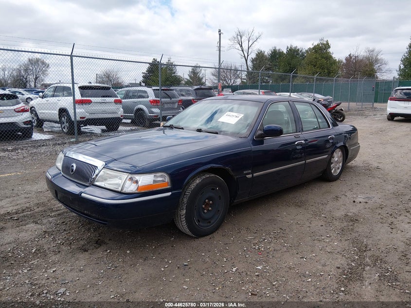 2004 Mercury Grand marquis VIN 2MEHM75W74X613039 IAAI salvage auction — NORMAL WEAR, Clear (Michigan), sold $525 on 2026-07-27 (photo 2)