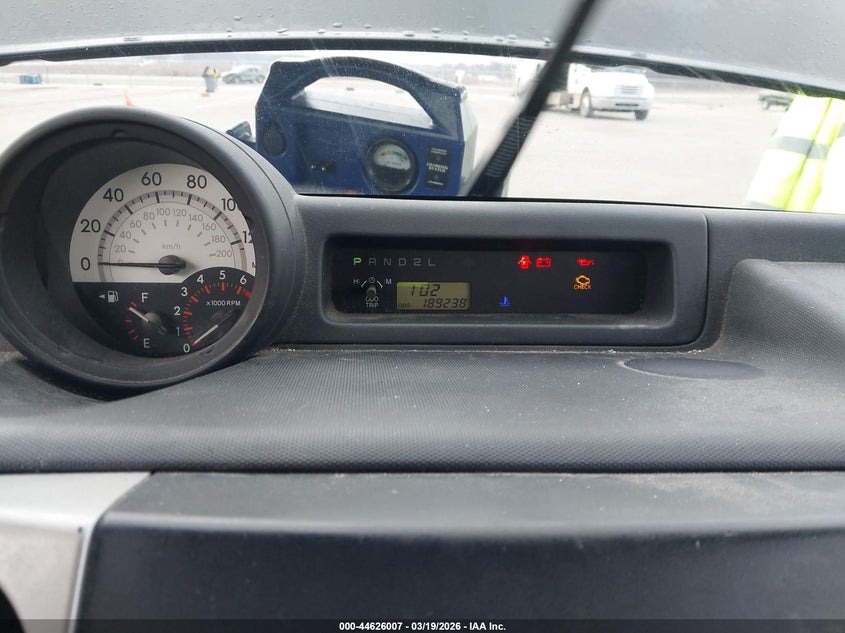 2006 Scion Xb VIN JTLKT324264067674 IAAI salvage auction — FRONT & REAR, Salvage (Texas), sold $225 on 2026-07-10 (photo 7)