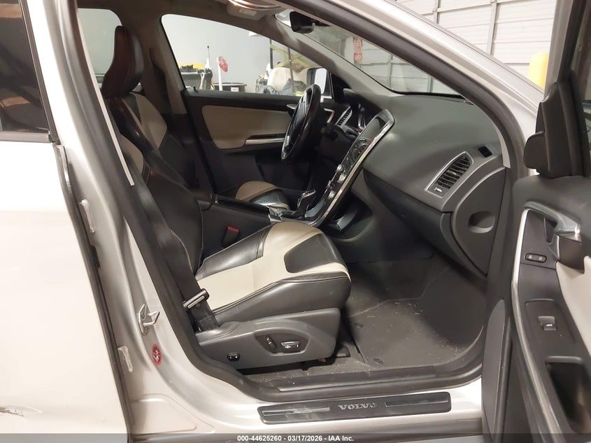 2017 Volvo XC60 VIN YV440MDJ2H2090860 IAAI salvage auction — Front End, Salvage (Alabama), sold $500 on 2026-05-04 (photo 5)