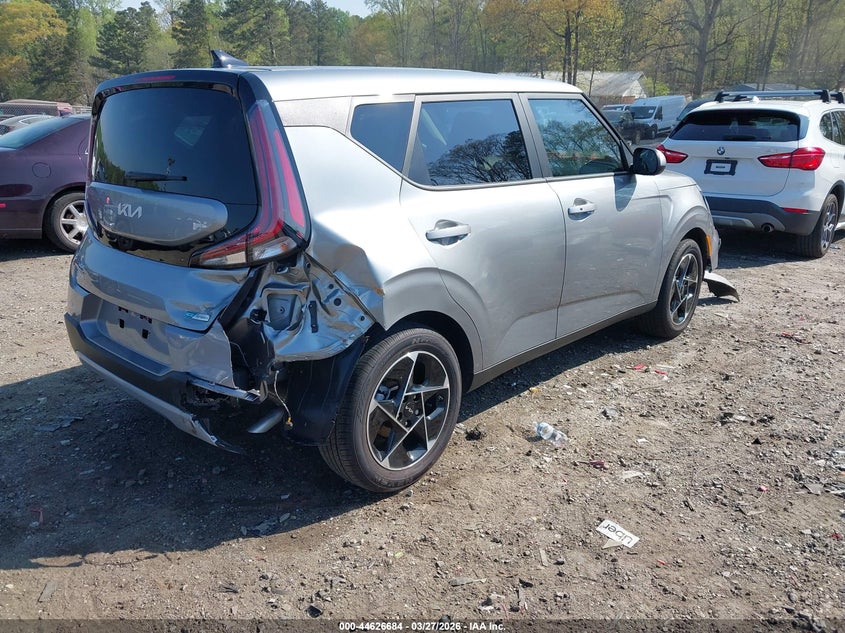 2025 Kia Soul VIN KNDJ33AU8S7957162 IAAI salvage auction — RIGHT REAR, Clear (Georgia), sold $7,450 on 2026-07-15 (photo 4)