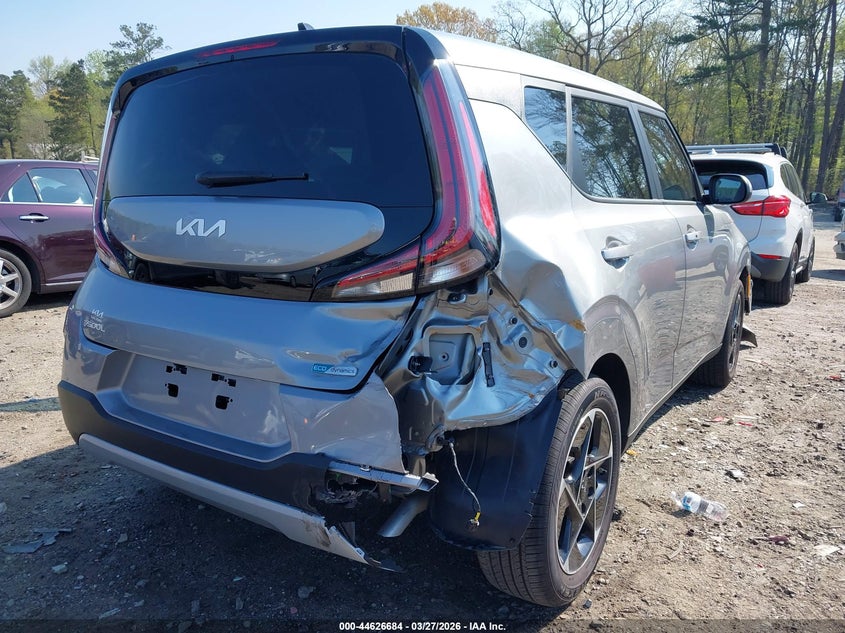 2025 Kia Soul VIN KNDJ33AU8S7957162 IAAI salvage auction — RIGHT REAR, Clear (Georgia), sold $7,450 on 2026-07-15 (photo 6)