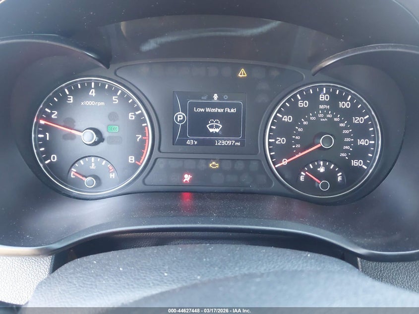 2016 Kia Optima VIN 5XXGT4L39GG112310 IAAI salvage auction — FRONT END, Salvage Title, sold $625 on 2026-07-20 (photo 7)