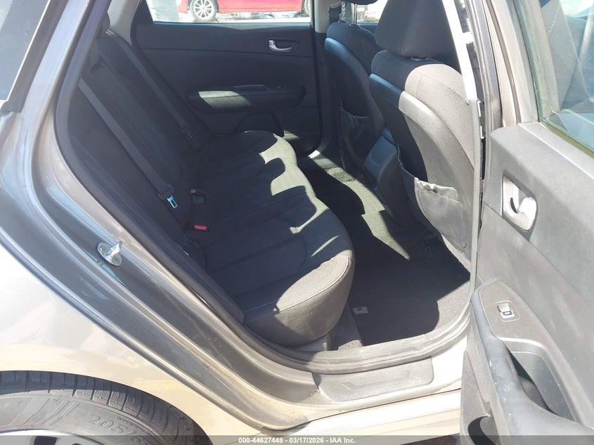 2016 Kia Optima VIN 5XXGT4L39GG112310 IAAI salvage auction — FRONT END, Salvage Title, sold $625 on 2026-07-20 (photo 8)