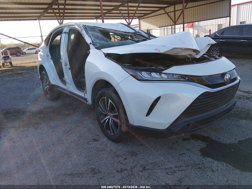 2022 Toyota Venza VIN JTEAAAAH8NJ115695 IAAI salvage auction — ROLLOVER, Salvage Title, sold $3,700 on 2026-07-08 (photo 1)