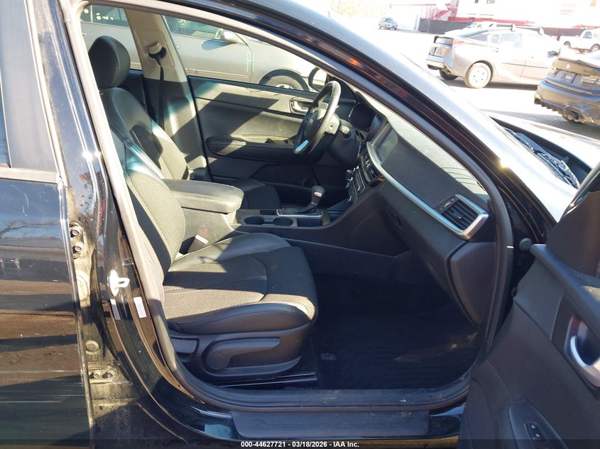 2019 Kia Optima VIN 5XXGT4L32KG332798 IAAI salvage auction — REAR END, Salvage - Greater Than 75% (Maryland), sold $2,650 on 2026-07-08 (photo 5)