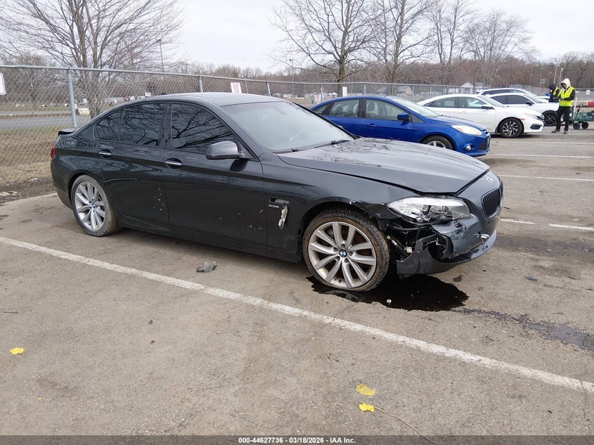 2012 BMW 5er VIN WBAFU7C53CDU61959 IAAI salvage auction — RIGHT FRONT, Salvage (New Jersey), sold $800 on 2026-07-06 (photo 1)