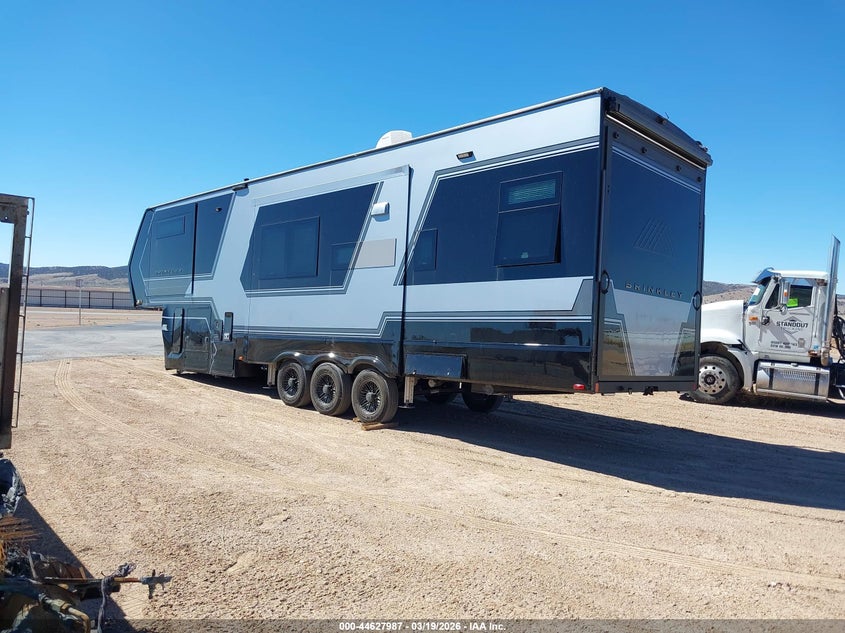 2025 VIN 7T0FG3839SB001966 IAAI salvage auction — SIDE, Salvage Title, sold $25,600 on 2026-07-15 (photo 3)