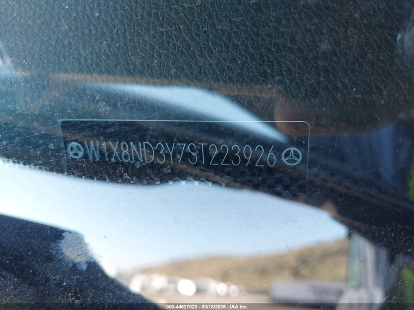 2025 Mercedes-benz Sprinter VIN W1X8ND3Y7ST223926 IAAI salvage auction — LEFT SIDE, Salvage Title, sold $61,450 on 2026-07-14 (photo 8)