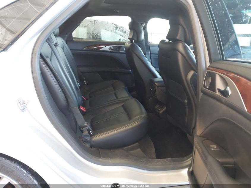 2017 Lincoln Mkz VIN 3LN6L5EC7HR605609 IAAI salvage auction — FRONT END, Salvage Title, sold $1,050 on 2026-07-18 (photo 8)