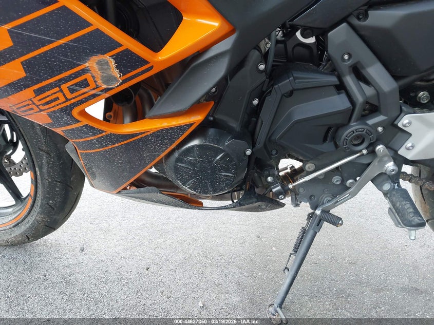 2025 Kawasaki Ninja VIN ML5EXEP1XSDAF7503 IAAI salvage auction — FRONT END, Clear (South Carolina), sold $1,400 on 2026-07-15 (photo 9)