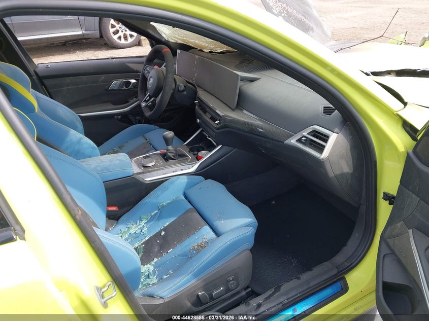 2025 BMW M3 VIN WBS13HJ02SFV16684 IAAI salvage auction — UNKNOWN, Salvage Title, sold $7,900 on 2026-08-04 (photo 5)