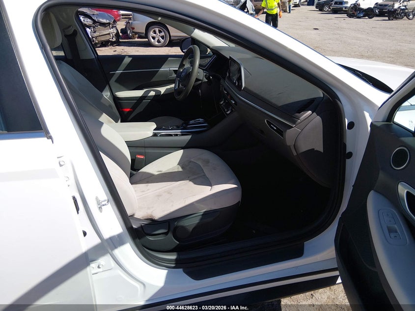 2022 Hyundai Sonata VIN KMHL64JA1NA198546 IAAI salvage auction — REAR END, Salvage Title, sold $2,500 on 2026-07-29 (photo 5)