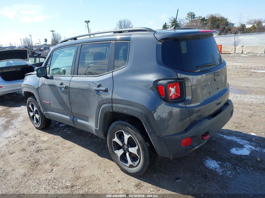 2022 Jeep Renegade VIN ZACNJDC12NPP01670 IAAI salvage auction — FRONT END, Salvage Title, sold $3,100 on 2026-07-14 (photo 3)