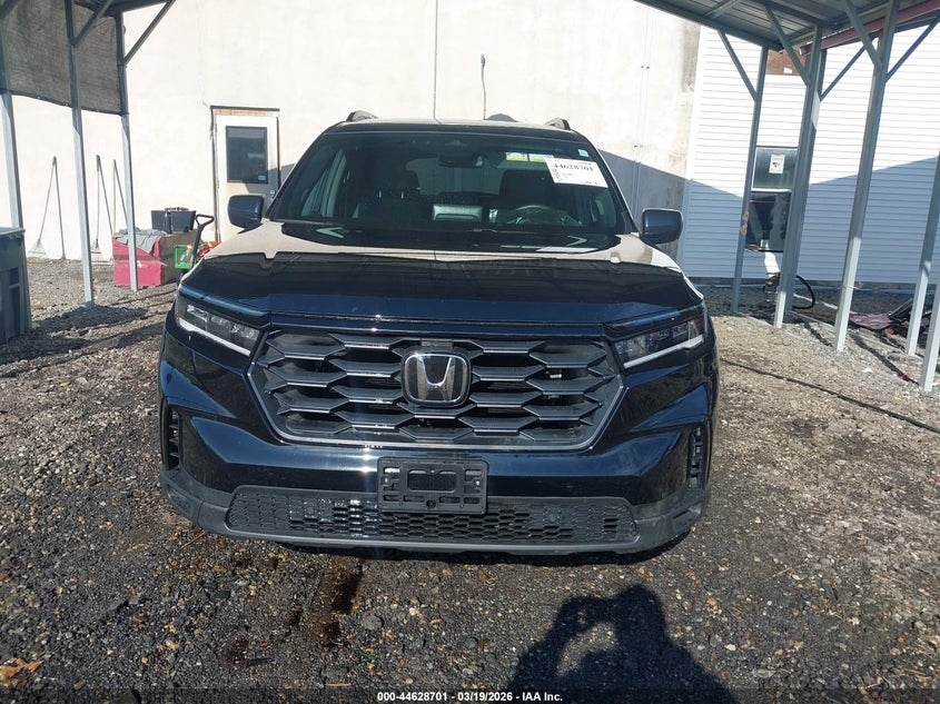 2025 Honda Pilot VIN 5FNYG1H32SB146276 IAAI salvage auction — RIGHT SIDE, Salvage - 75% Or Less (Maryland), sold $15,100 on 2026-07-27 (photo 9)