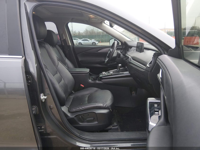 2018 Mazda Cx-9 VIN JM3TCBCY8J0213109 IAAI salvage auction — HAIL, Salvage (Kansas), sold $6,050 on 2026-07-10 (photo 5)