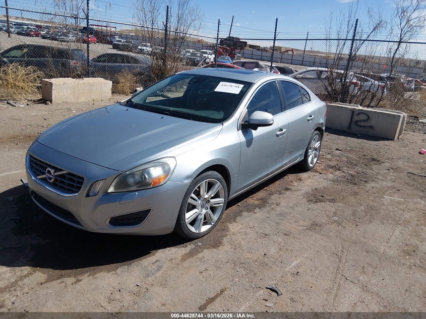 2011 Volvo S60 VIN YV1902FH3B2010166 IAAI salvage auction — LEFT & RIGHT, Salvage (Texas), sold $275 on 2026-07-20 (photo 2)