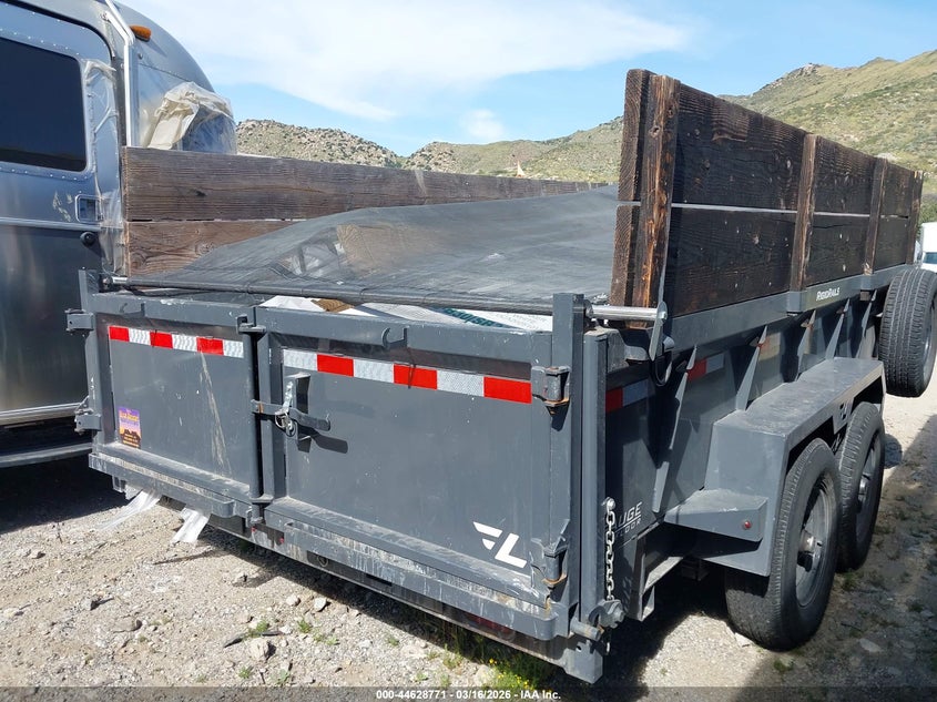 2023 VIN 5RVDL142XPP120423 IAAI salvage auction — REAR END, Salvage Title, sold $1,250 on 2026-07-20 (photo 4)