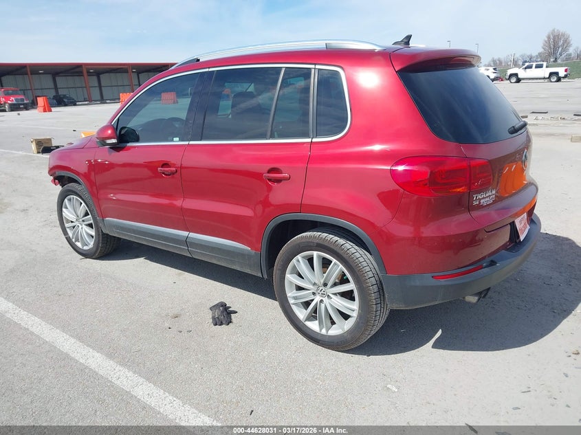 2016 Volkswagen Tiguan VIN WVGAV7AX4GW061140 IAAI salvage auction — FRONT END, Salvage (Missouri), sold $1,650 on 2026-07-14 (photo 3)