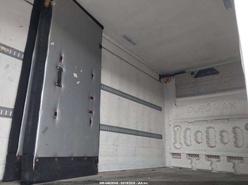 2017 Great dane trailers Great dane trailers VIN 1GRAA5616HE701919 IAAI salvage auction — SIDE, Certificate Of Title (Nebraska), sold $2,200 on 2026-08-01 (photo 5)