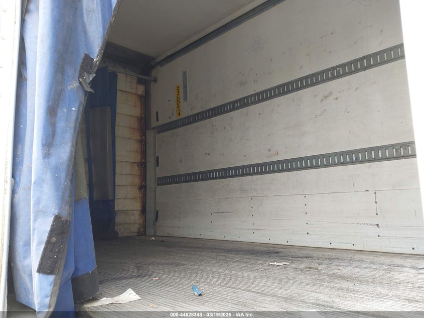 2017 Great dane trailers Great dane trailers VIN 1GRAA5616HE701919 IAAI salvage auction — SIDE, Certificate Of Title (Nebraska), sold $2,200 on 2026-08-01 (photo 8)