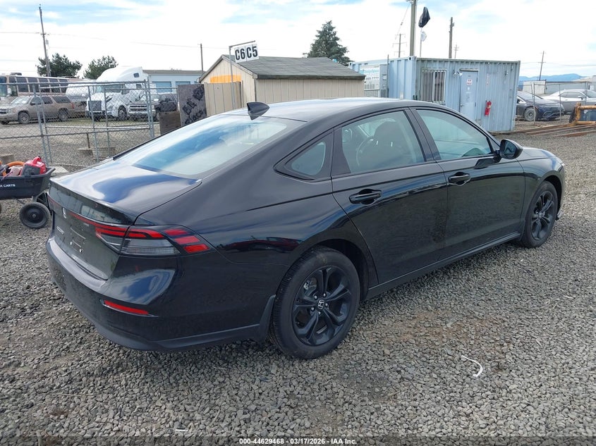2025 Honda Accord VIN 1HGCY1F43SA041887 IAAI salvage auction — SIDE, Salvage Title, sold $9,400 on 2026-07-29 (photo 4)