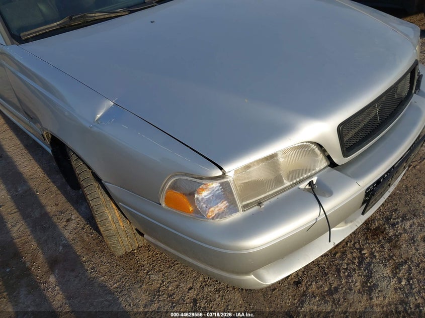 1998 Volvo V70 VIN YV1LW5241W2510146 IAAI salvage auction — RIGHT SIDE, Clear (Oklahoma), sold $975 on 2026-07-08 (photo 6)