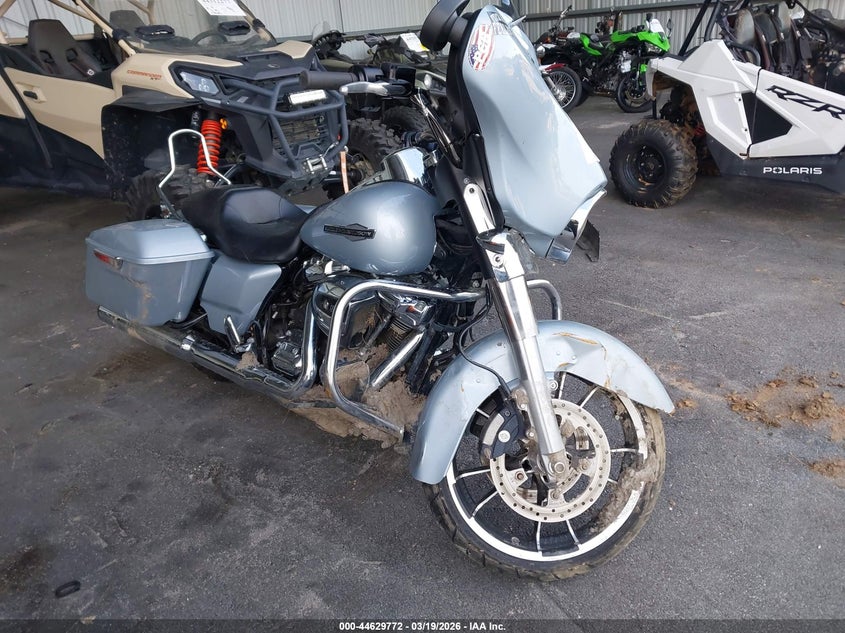 2023 Harley-davidson Street glide VIN 1HD1KBC1XPB676662 IAAI salvage auction — FRONT END, Salvage (South Carolina), sold $7,200 on 2026-07-21 (photo 1)