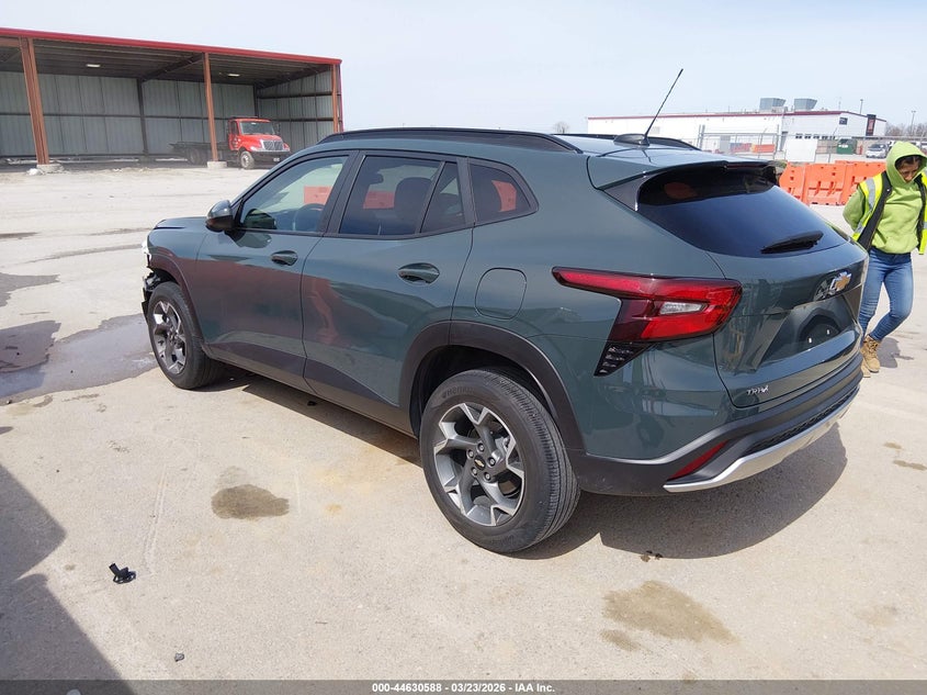 2025 Chevrolet Trax VIN KL77LHEP2SC245276 IAAI salvage auction — LEFT FRONT, Salvage Title, sold $4,950 on 2026-07-26 (photo 3)