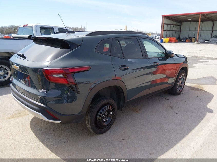 2025 Chevrolet Trax VIN KL77LHEP2SC245276 IAAI salvage auction — LEFT FRONT, Salvage Title, sold $4,950 on 2026-07-26 (photo 4)