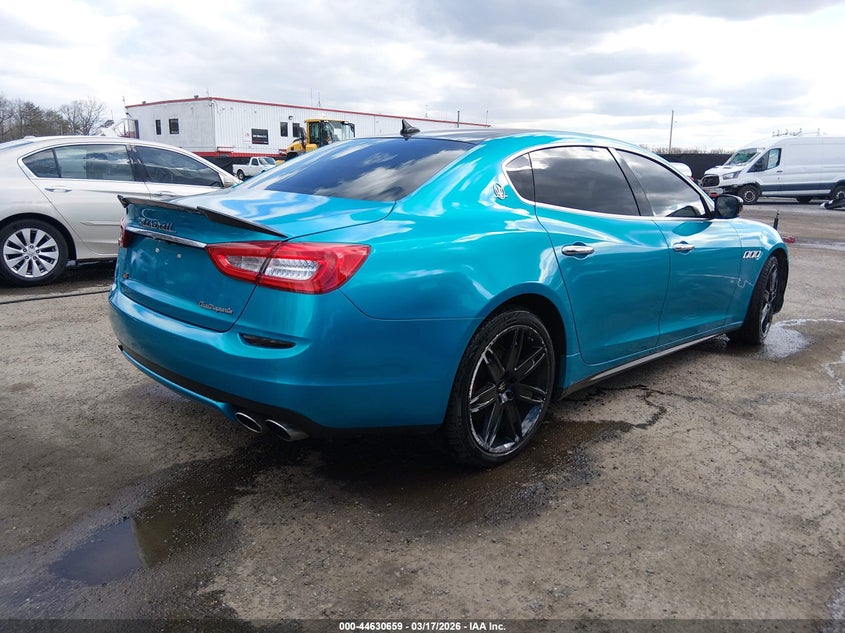 2015 Maserati Quattroporte VIN ZAM56RRAXF1135828 IAAI salvage auction — SIDE, Salvage Title, sold $2,400 on 2026-08-26 (photo 4)
